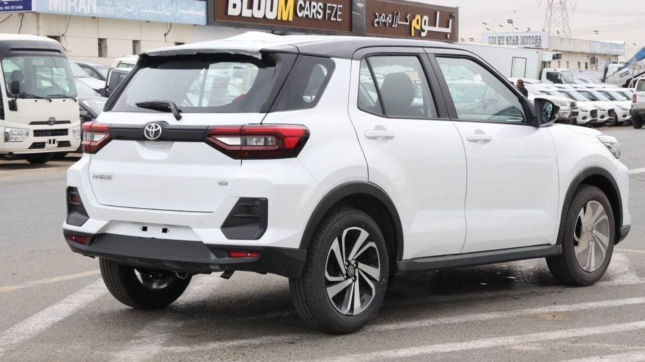 Toyota Raize 1.0 л 2025 г. Белый