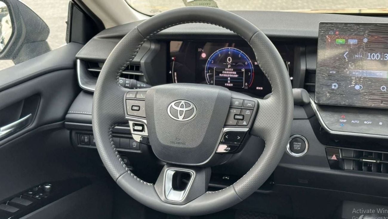 Toyota Camry 2.0 л 2026 г. Чёрный