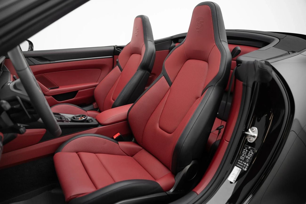 Porsche 911 3.0 л 2025 г. Чёрный