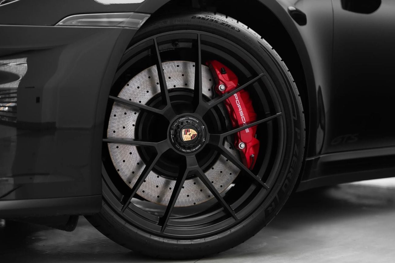 Porsche 911 3.0 л 2025 г. Чёрный