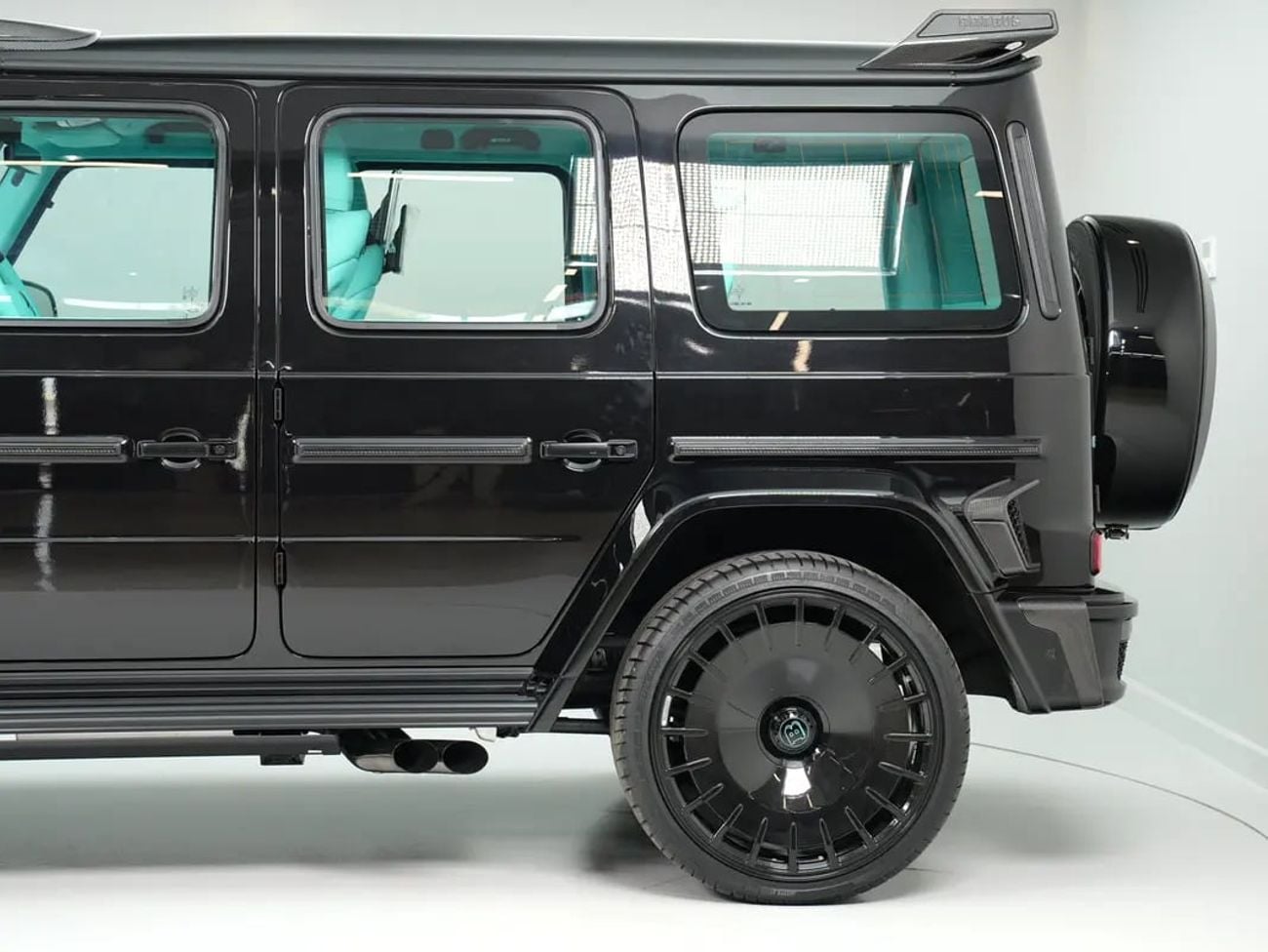 Mercedes Benz G 63 Amg 4.0 л 2026 г. Чёрный