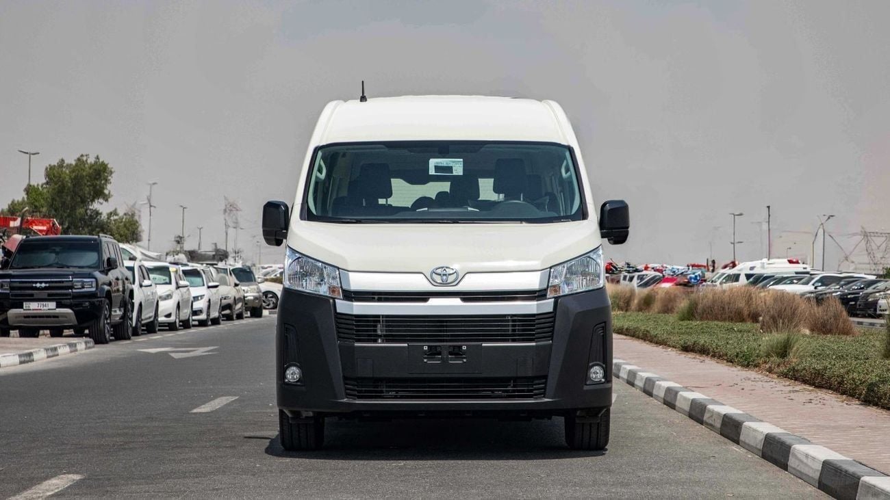 Toyota Hiace 3.5 л 2026 г. Белый