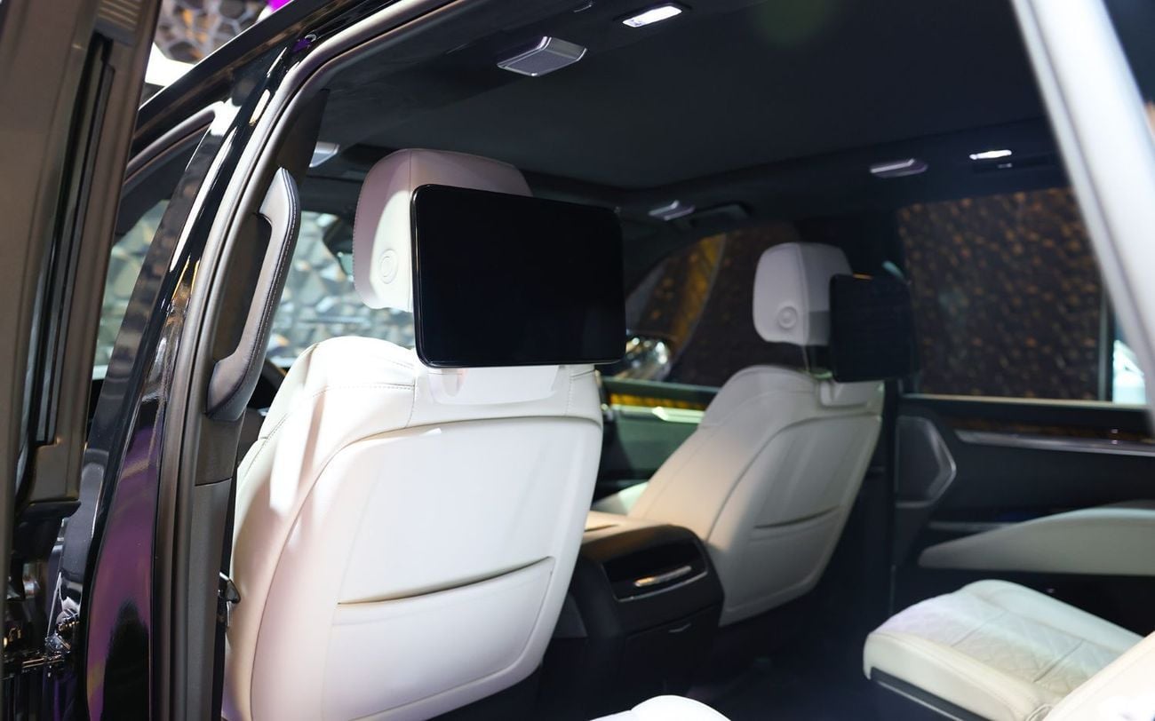 Cadillac Escalade 6.2 л 2025 г. Чёрный