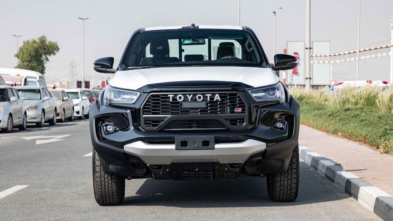 Toyota Hilux 4.0 л 2026 г. Чёрный