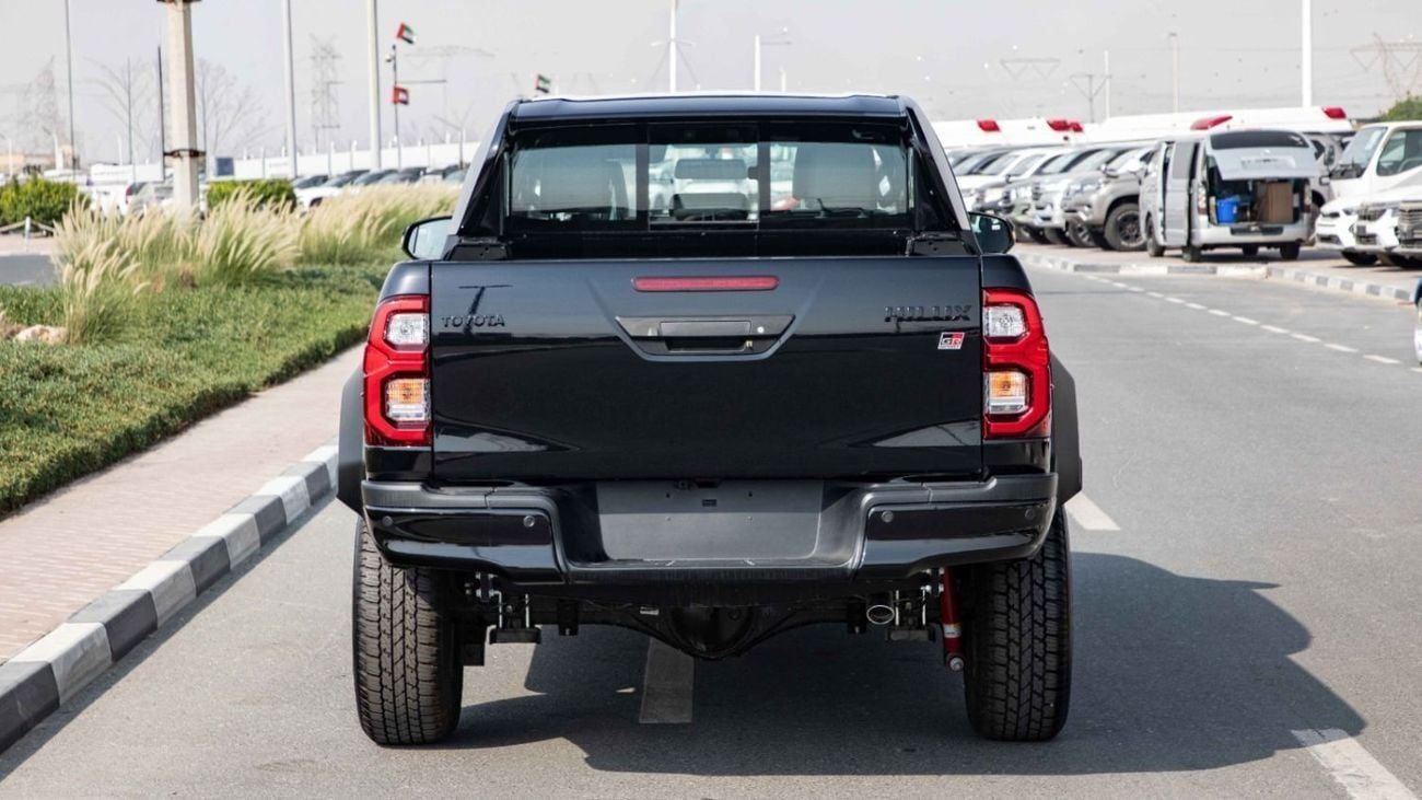 Toyota Hilux 4.0 л 2026 г. Чёрный