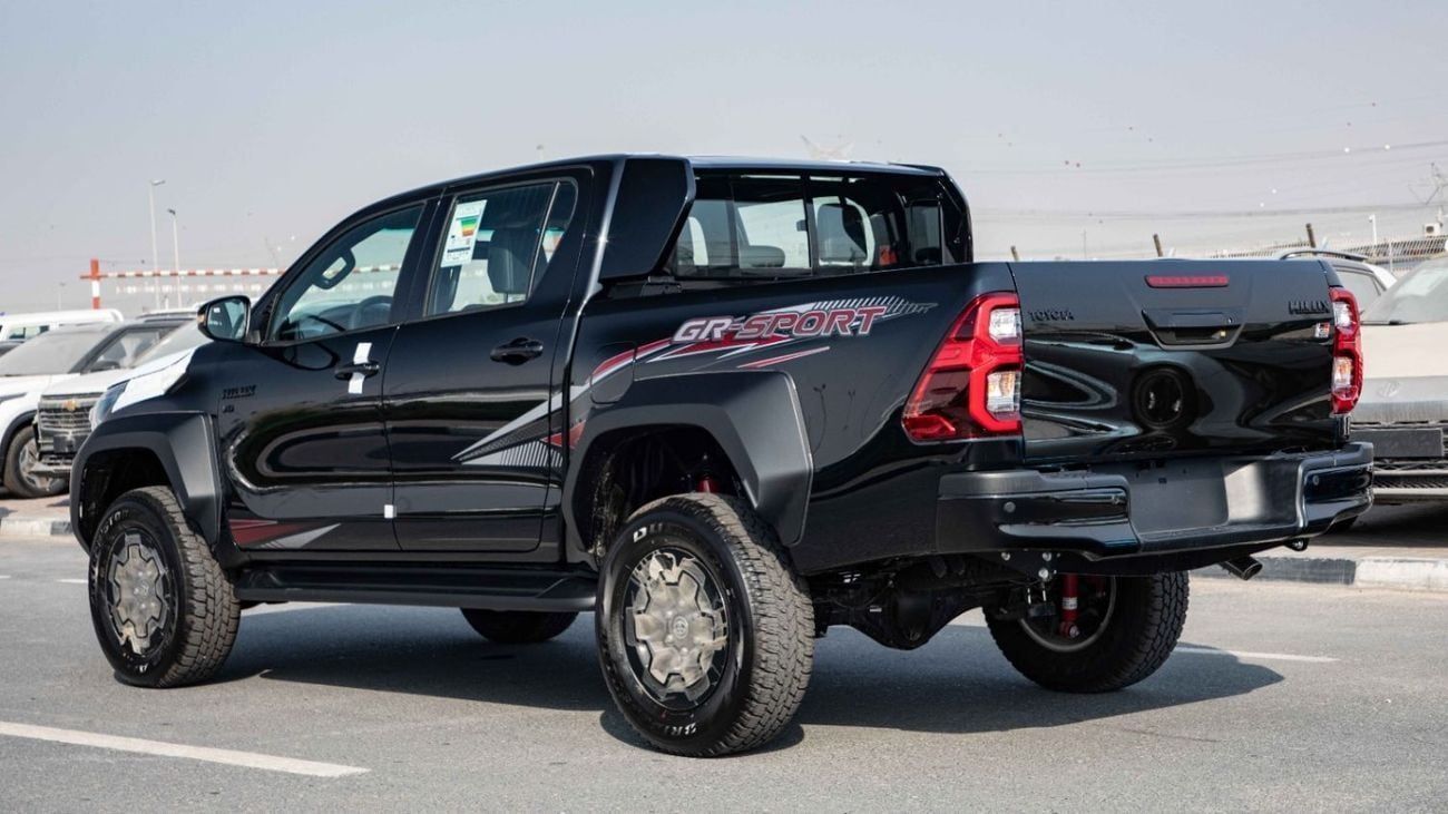 Toyota Hilux 4.0 л 2026 г. Чёрный