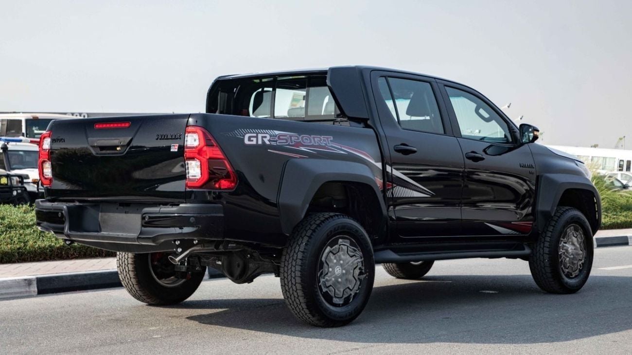 Toyota Hilux 4.0 л 2026 г. Чёрный