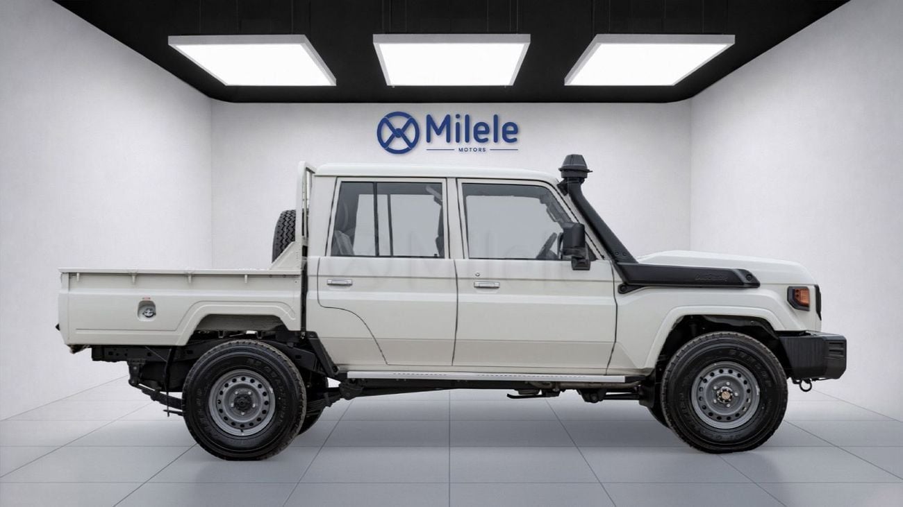 Toyota Land Cruiser Pickup 70 4.2 л 2025 г. Белый