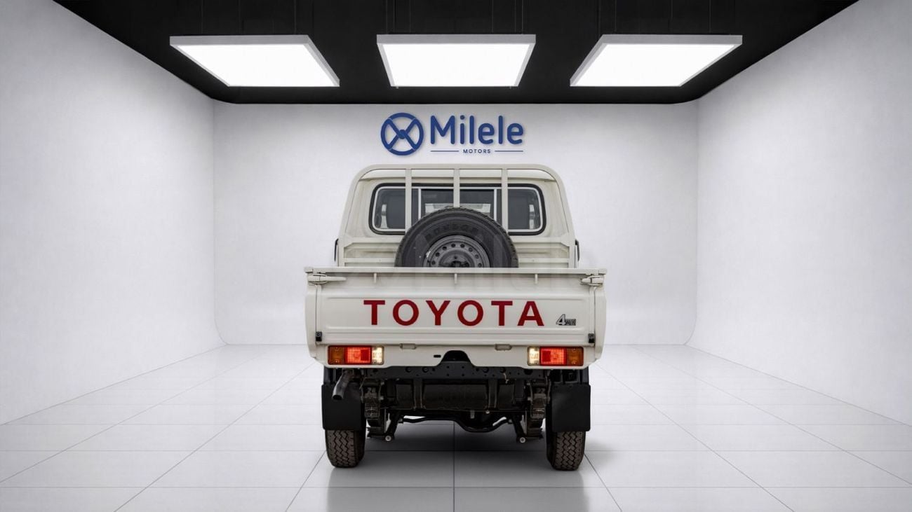 Toyota Land Cruiser Pickup 70 4.2 л 2025 г. Белый