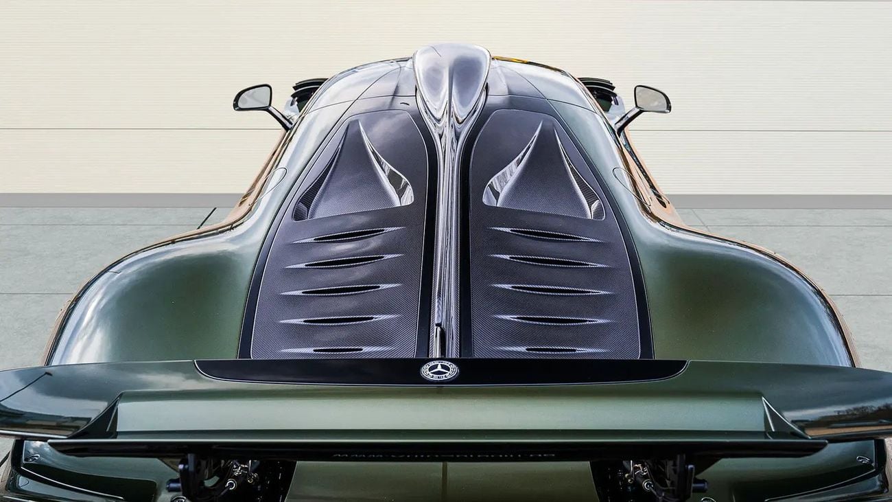 Mercedes Benz Amg One 1.5 л 2025 г. Зелёный, пробег 50 км