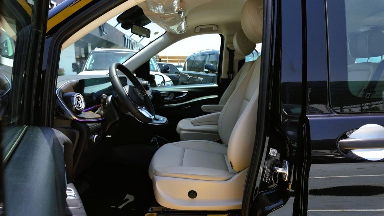 Mercedes Benz Vito 2.0 л 2025 г. Чёрный