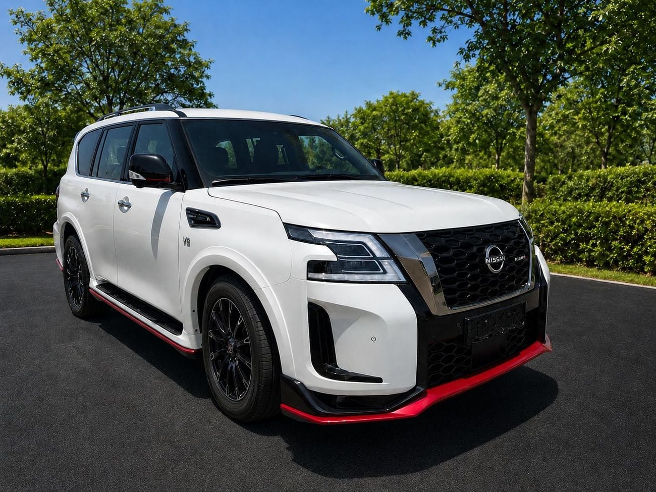 Nissan Patrol 5.6 л 2023 г. Белый
