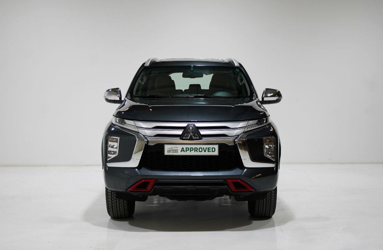 Mitsubishi Montero Sport 3.0 л 2023 г. Серый