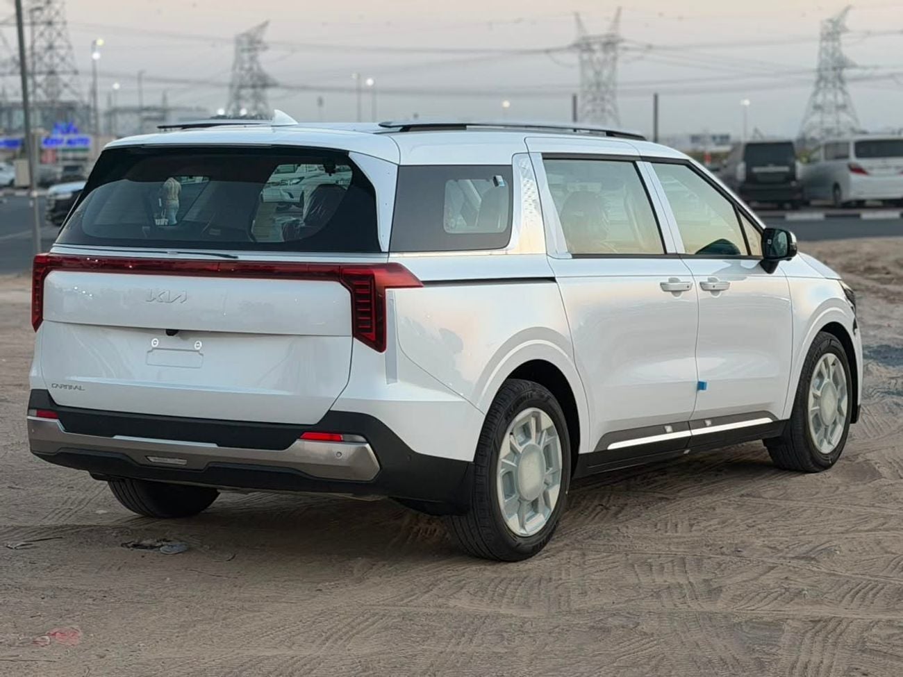 Kia Carnival 3.5 л 2026 г. Белый