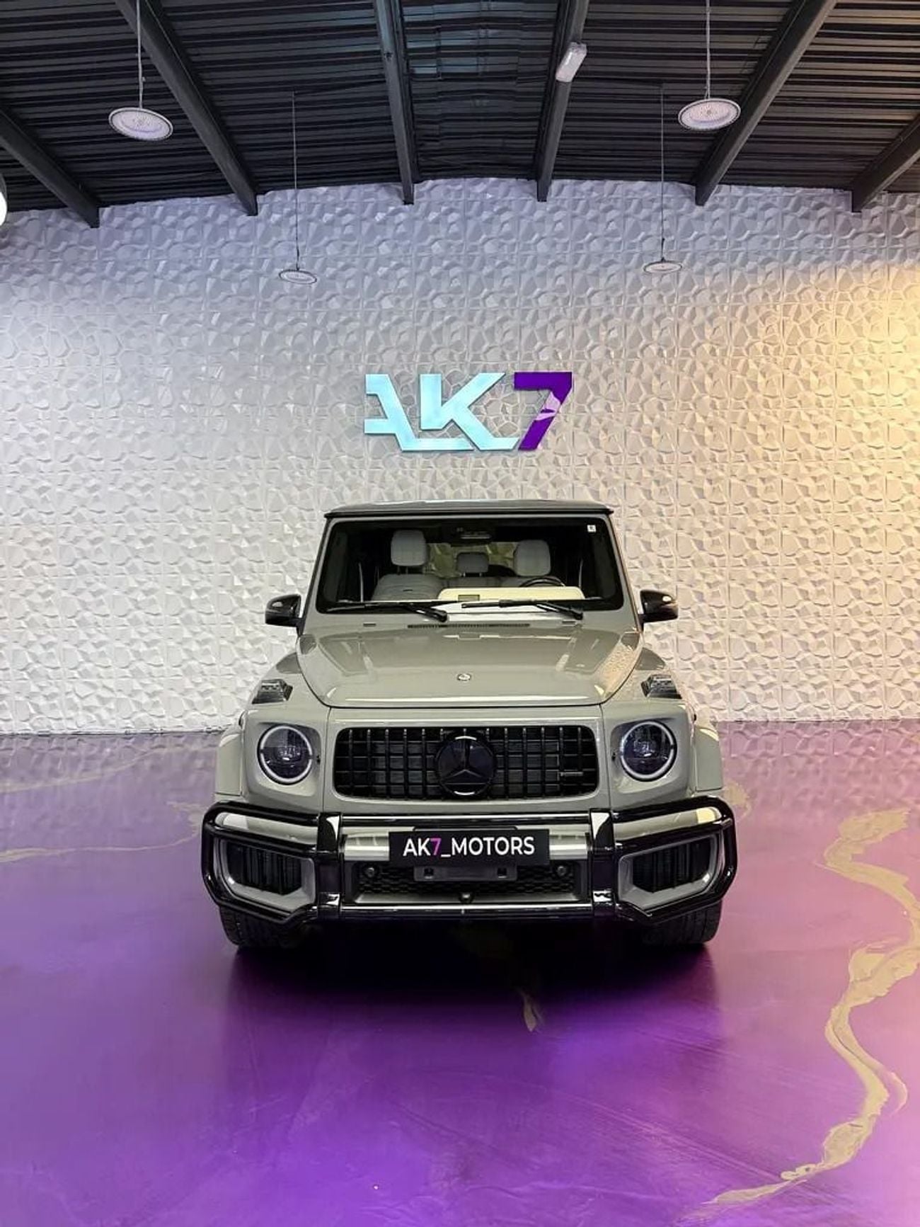 Mercedes Benz G63 AMG 4.0 л 2025 г. Серый