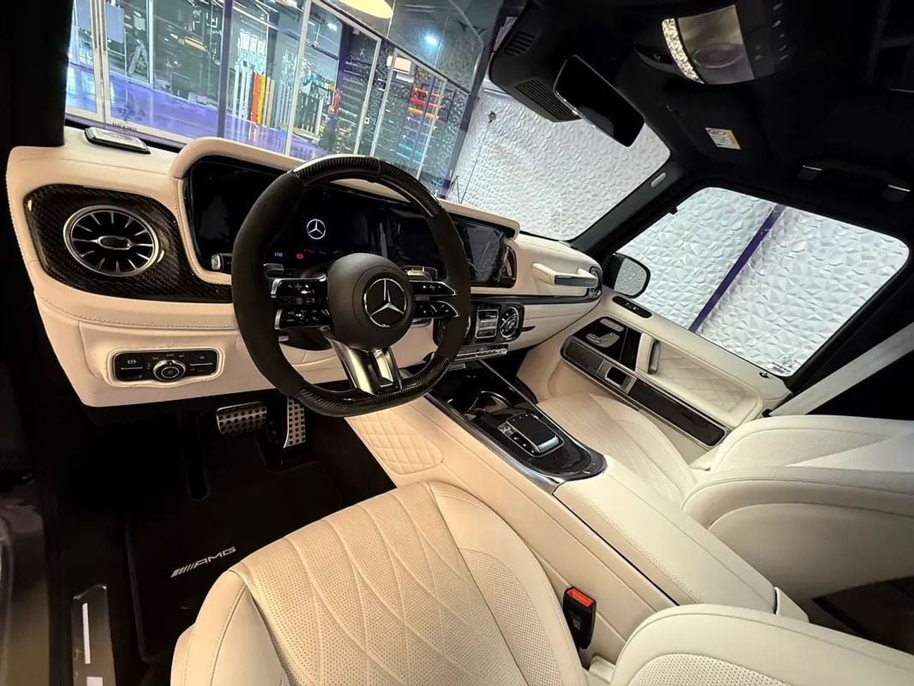 Mercedes Benz G63 AMG 4.0 л 2025 г. Серый