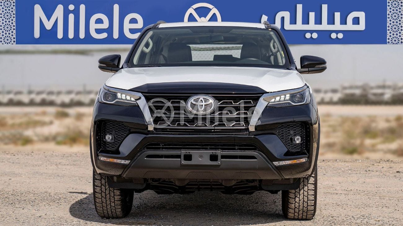Toyota Fortuner 2.4 л 2026 г. Чёрный