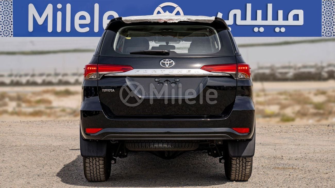 Toyota Fortuner 2.4 л 2026 г. Чёрный