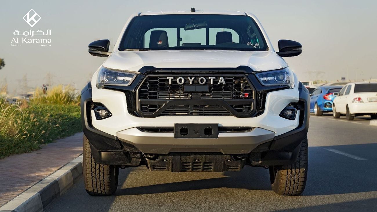 Toyota Hilux 2.8 л 2026 г. Белый