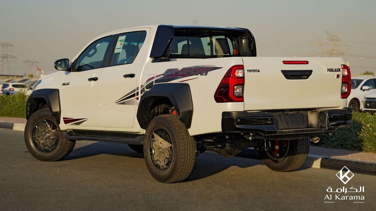 Toyota Hilux 2.8 л 2026 г. Белый