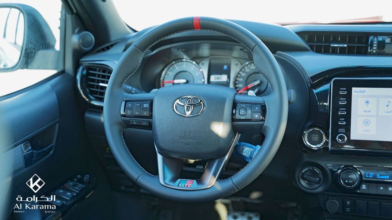 Toyota Hilux 2.8 л 2026 г. Белый
