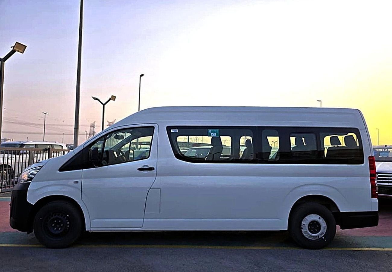Toyota Hiace 3.5 л 2026 г. Белый
