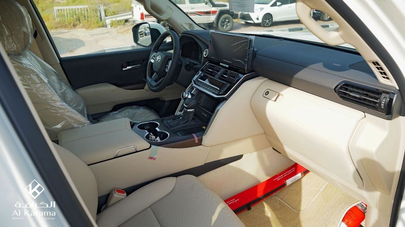 Toyota Land Cruiser 3.5 л 2026 г. Белый