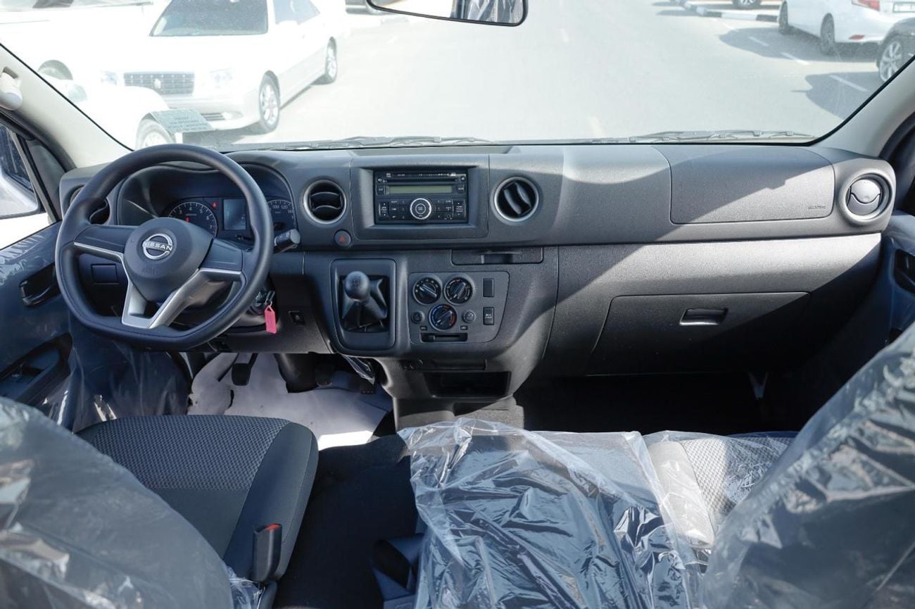 Nissan Urvan 2.5 л 2026 г. Белый