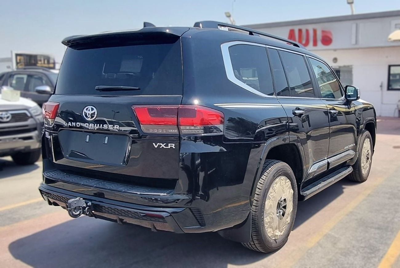 Toyota Land Cruiser 3.5 л 2026 г. Чёрный