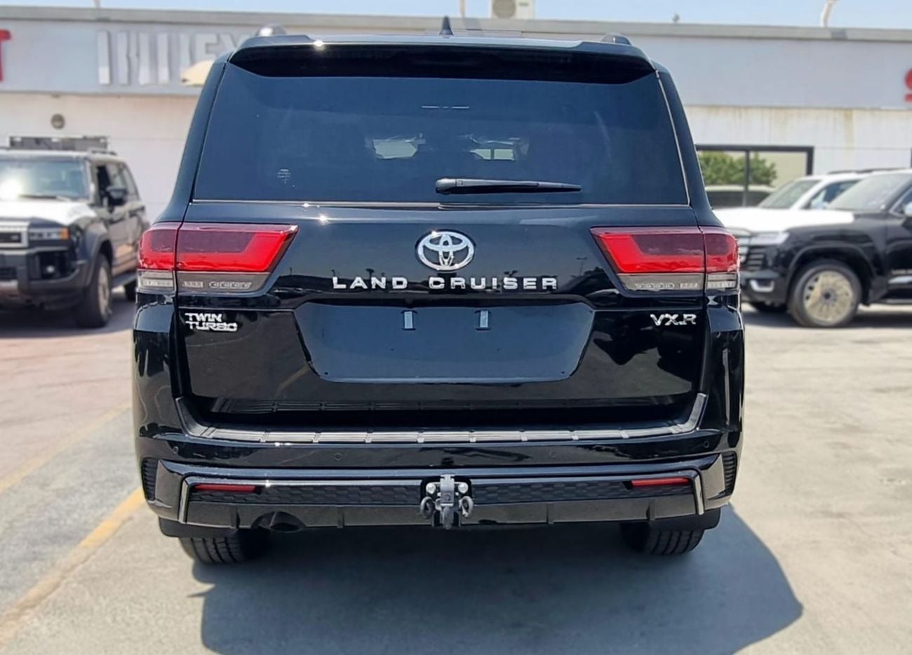 Toyota Land Cruiser 3.5 л 2026 г. Чёрный