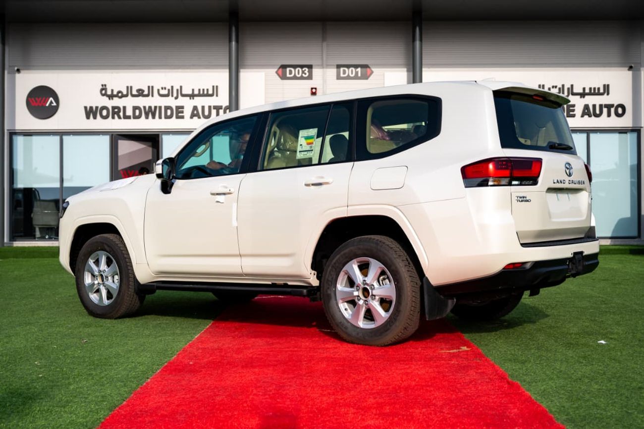 Toyota Land Cruiser 3.5 л 2025 г. Белый