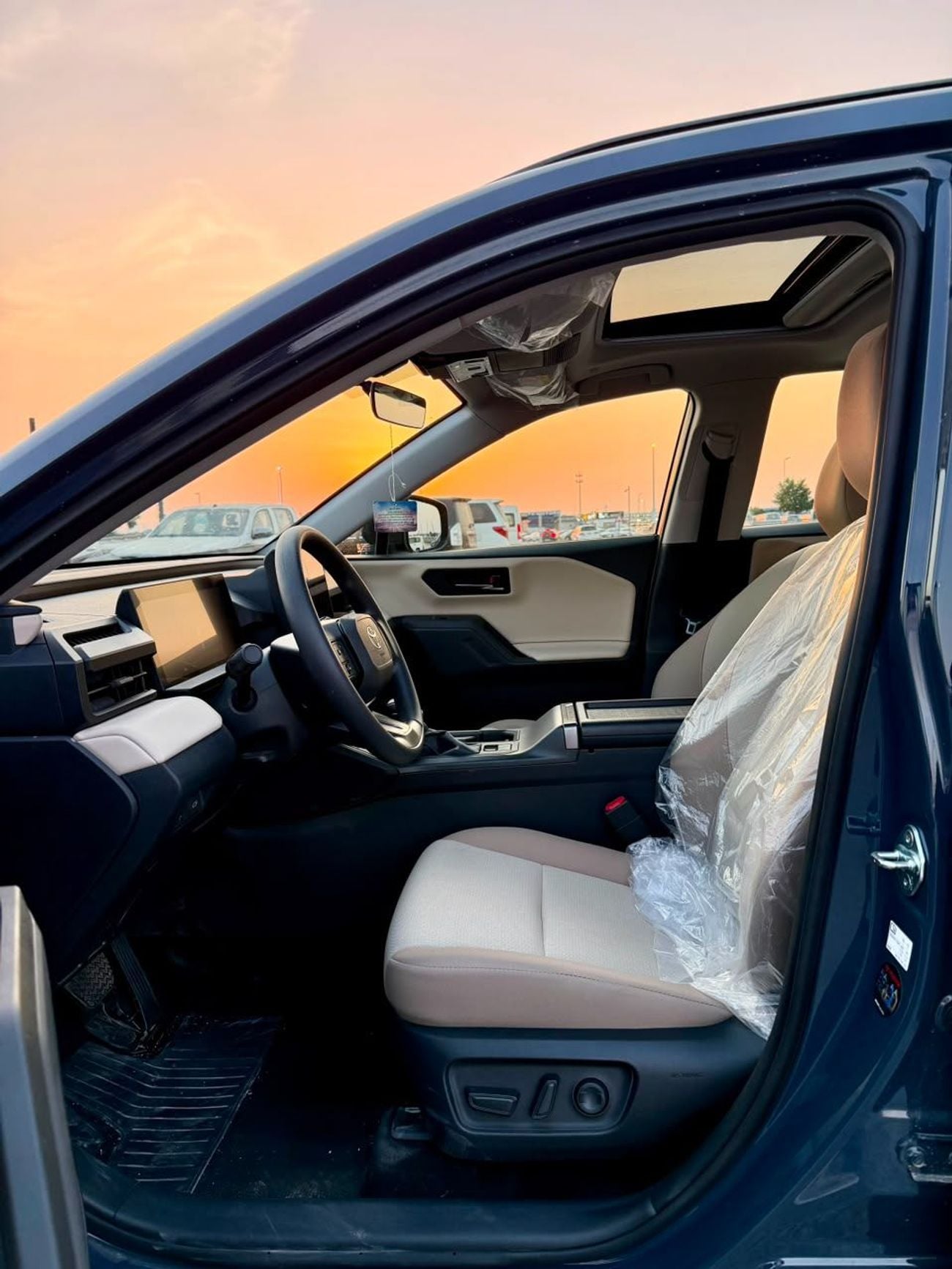 Toyota Rav 4 2.0 л 2026 г. Серый