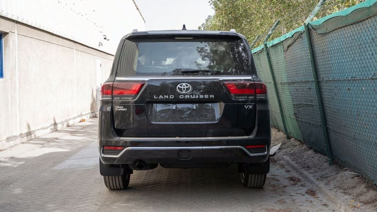 Toyota Land Cruiser 3.5 л 2026 г. Чёрный