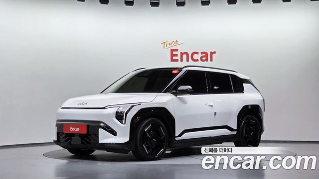 Kia EV3 2024 — фото 1