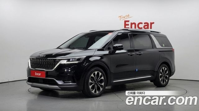 Kia Carnival 2021 — фото 1