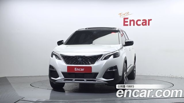 Peugeot 5008 2021