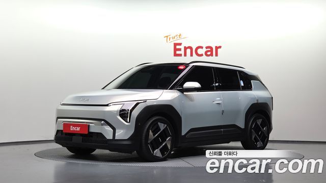 Kia EV3 2025 — фото 1