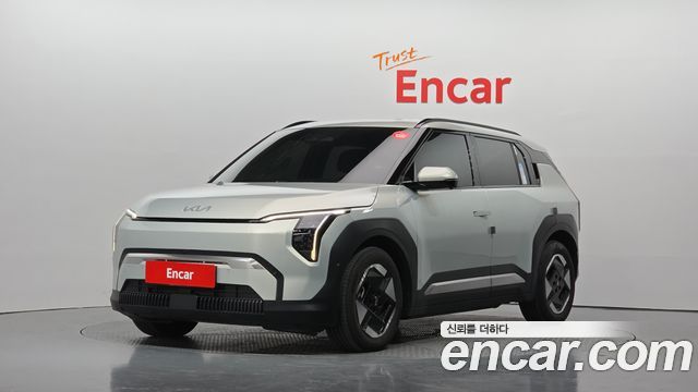 Kia EV3 2024 — фото 1