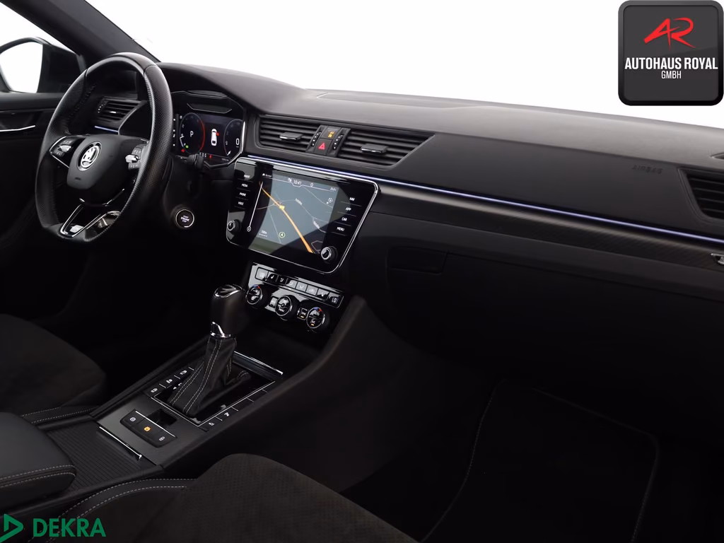 Skoda Superb 2023 г. Серый, пробег 55854 км