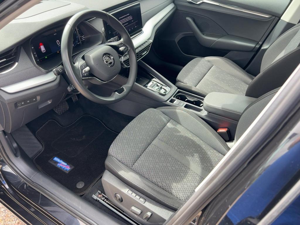 Skoda Octavia 2022 г. Чёрный, пробег 53276 км