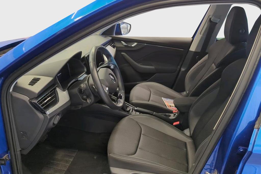 Skoda Kamiq 2022 г. Синий, пробег 38082 км