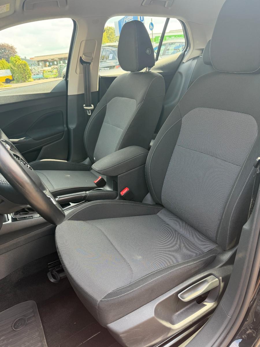 Skoda Fabia 2022 г. Чёрный, пробег 53000 км