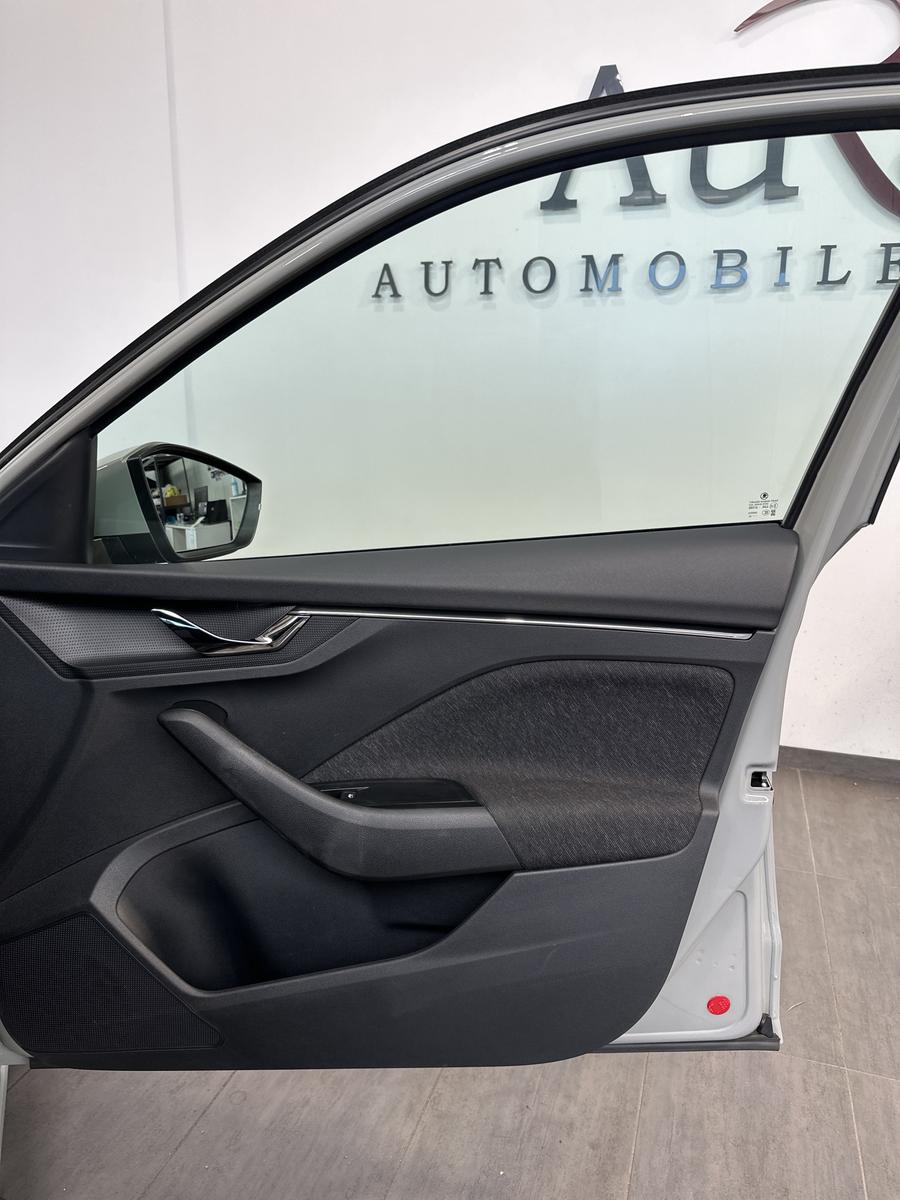 Skoda Scala 2023 г. Серый, пробег 46750 км