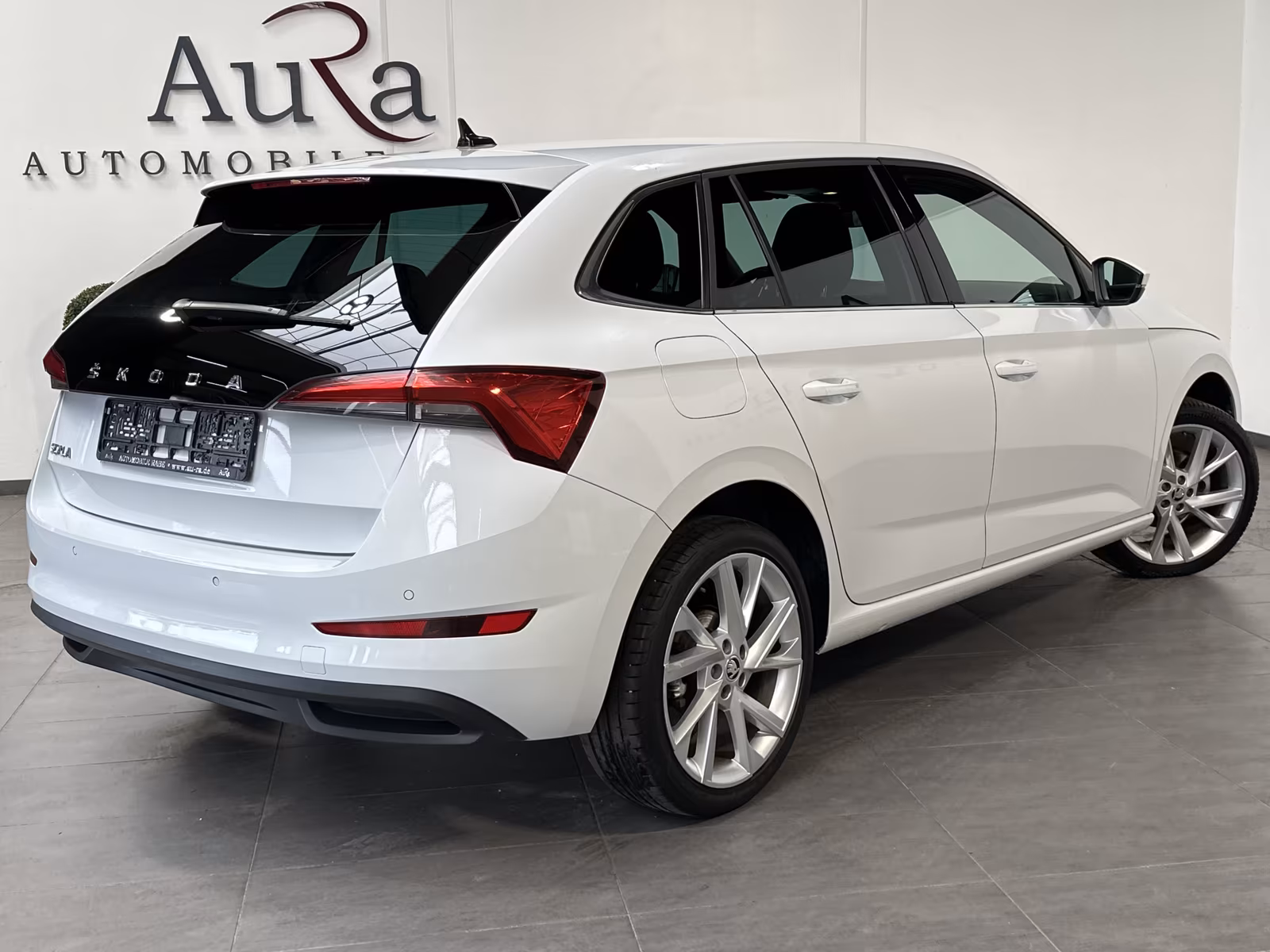 Skoda Scala 2023 г. Серый, пробег 46750 км