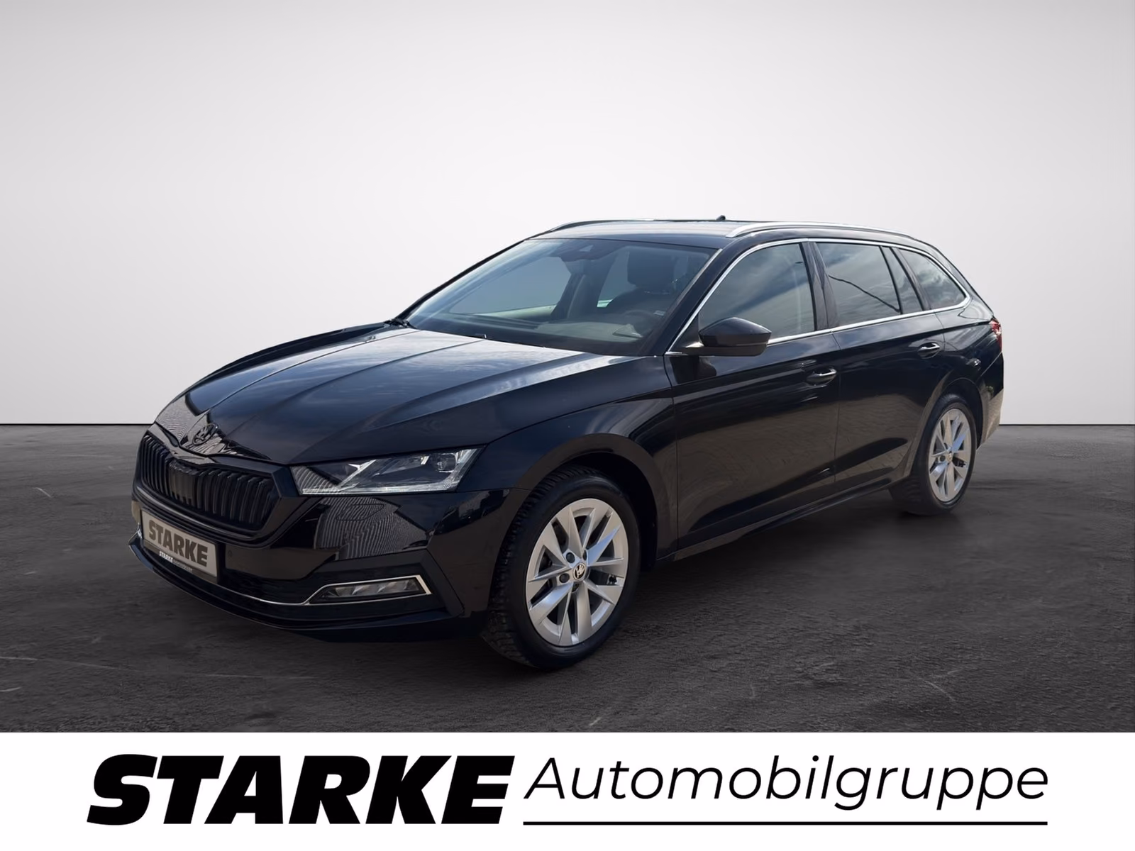 Skoda Octavia 2023 г. Чёрный, пробег 44741 км