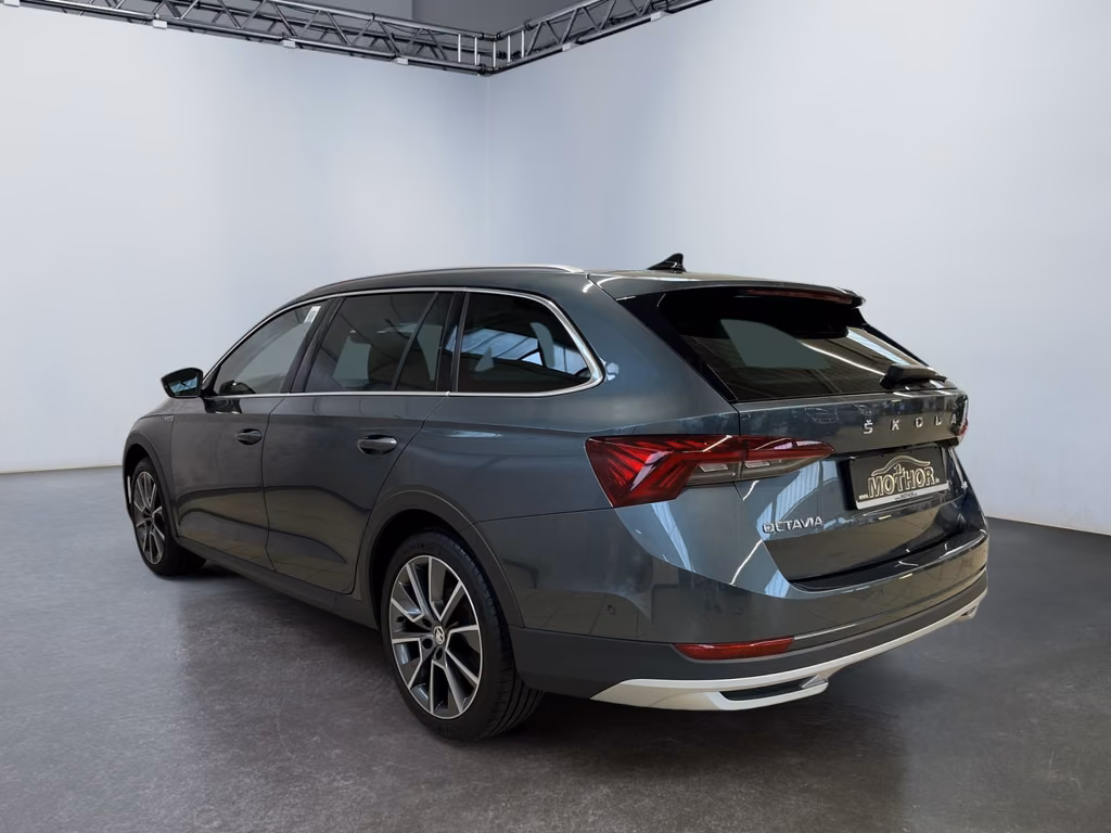 Skoda Octavia 2022 г. Серый, пробег 58131 км