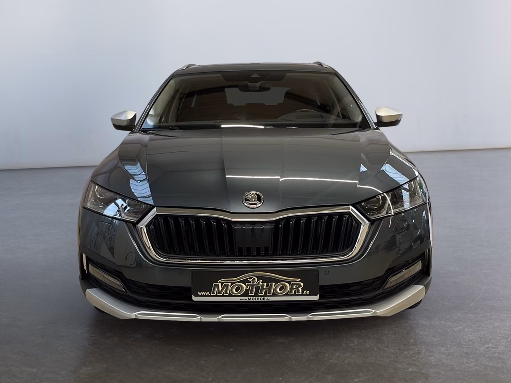 Skoda Octavia 2022 г. Серый, пробег 58131 км