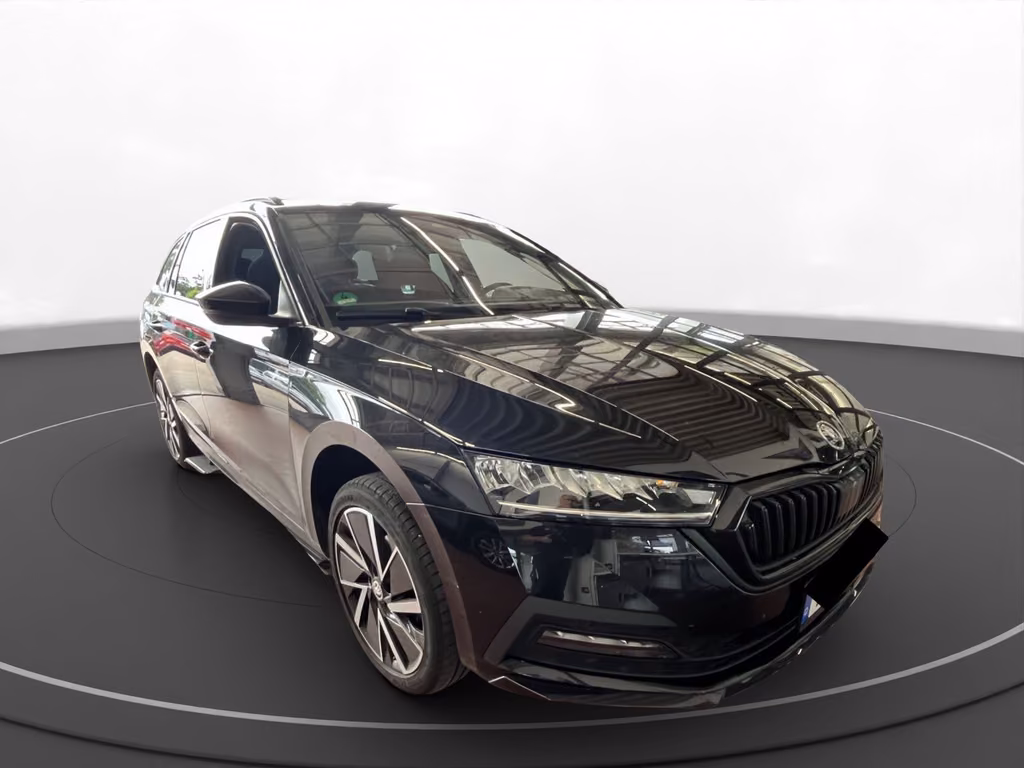 Skoda Octavia 2023 г. Чёрный, пробег 59300 км