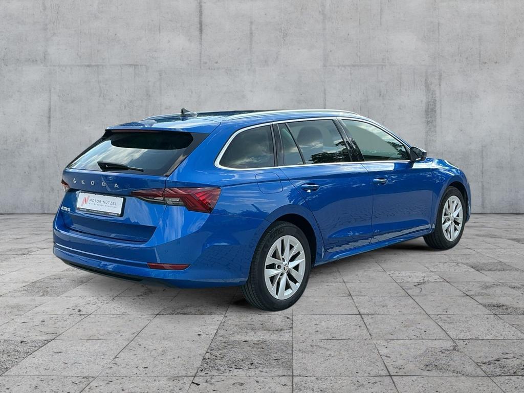 Skoda Octavia 2022 г. Синий, пробег 59763 км