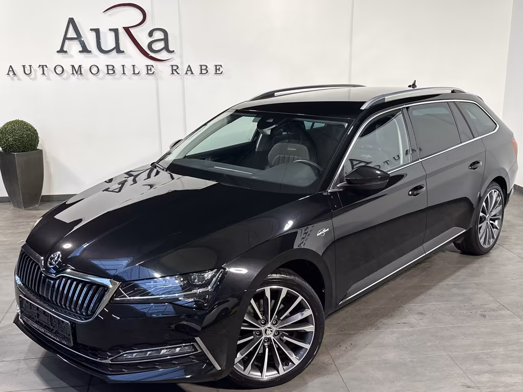 Skoda Superb 2023 г. Чёрный, пробег 59750 км